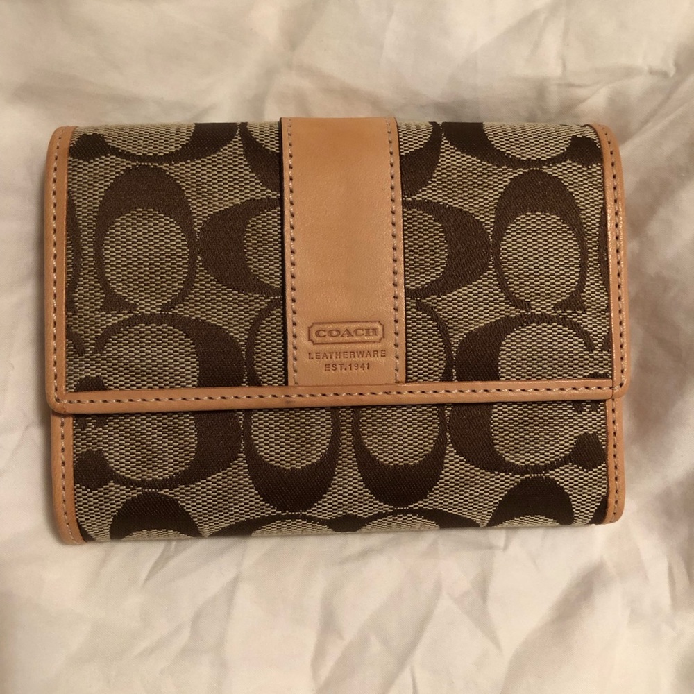 New W/Box and Care Tags. Never Used. Coach